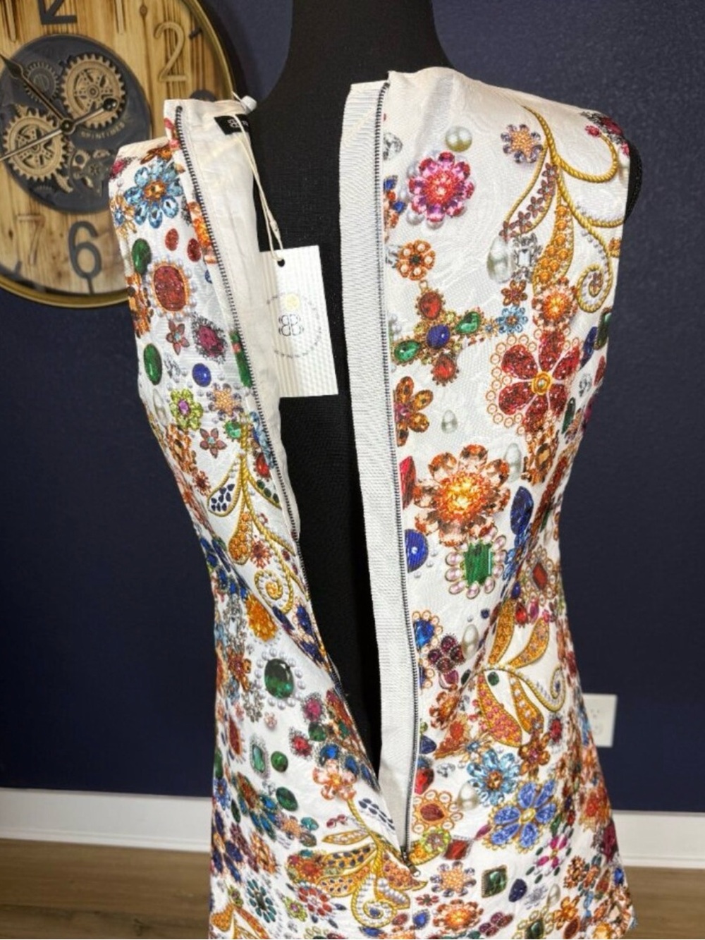 Bella Barnett NWT Gio Diamante Mini Dress Size Medium - Picture 7 of 9